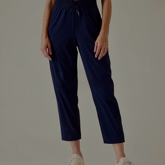 Athleta Blue Cropped Ankle Pants Slim Fit - Picture 3 of 16